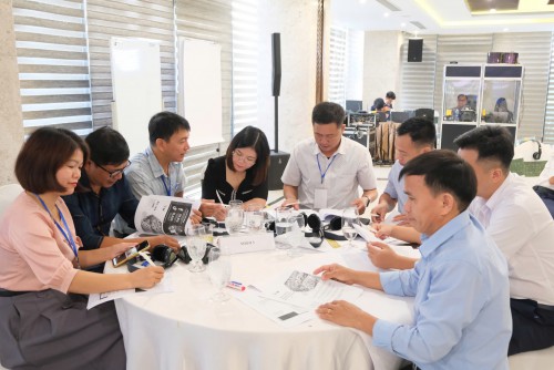 Thông báo khai giảng lớp tiếng Trung HSK1
