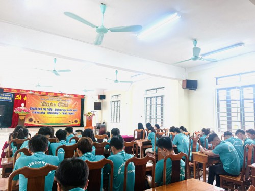 Sôi nổi hội thi tìm hiều về văn hoá, đất nước, con người các nước Hàn Quốc, Nhật Bản, Trung Quốc của học viên học ngoại ngữ tại Trung tâm