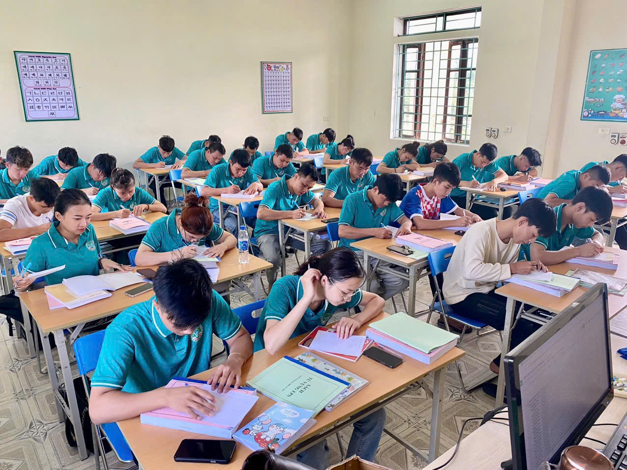 Thông báo khai giảng lớp tiếng Hàn Quốc ngày 16/3/2026