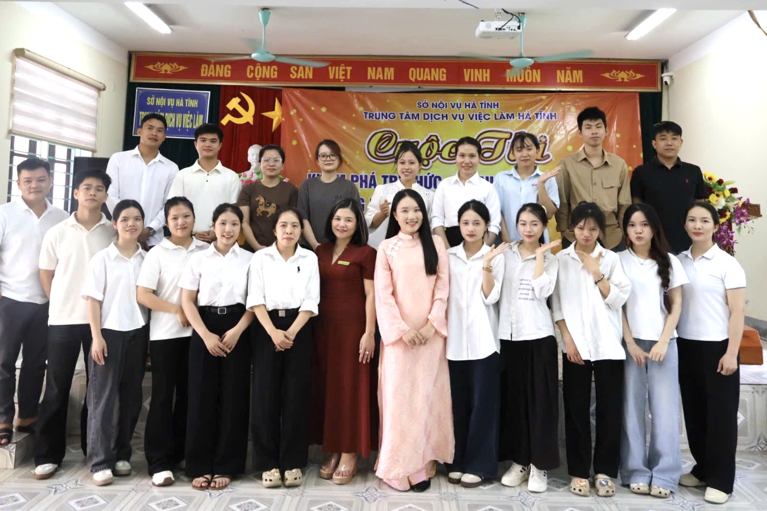 Sôi nổi cuộc thi" Tìm hiểu từ vựng chuyên ngành trong tiếng Hàn" dành cho học viên EPS